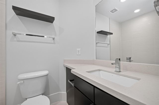 1715 Silver Street, Houston, TX 77007