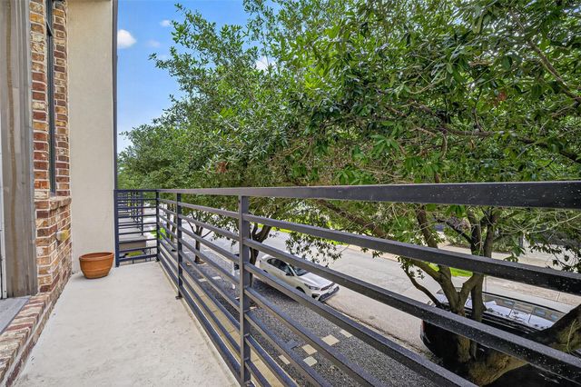 1715 Silver Street, Houston, TX 77007