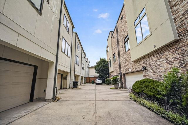 1715 Silver Street, Houston, TX 77007