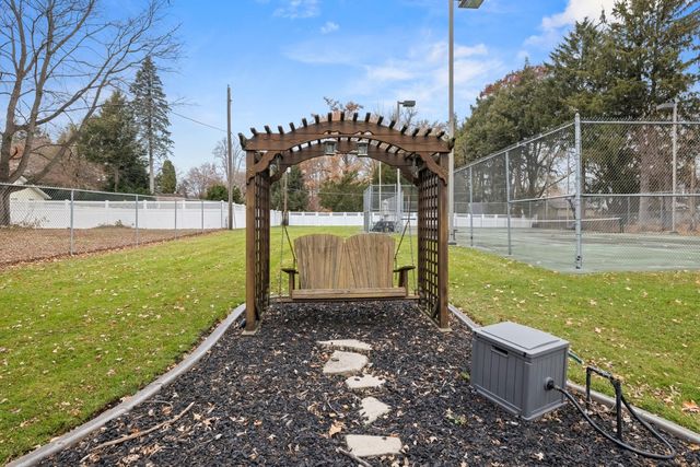 106 Franklin Court, La Porte, IN 46350