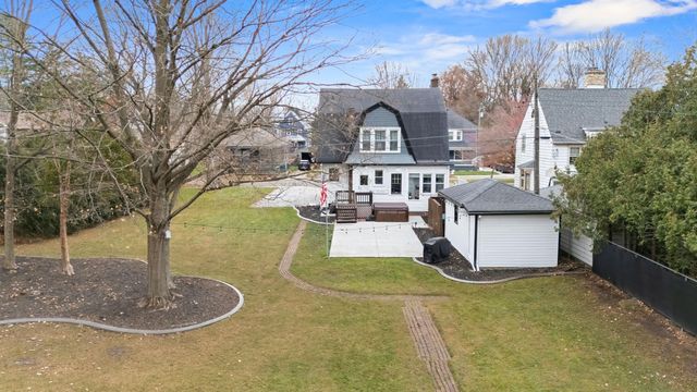 106 Franklin Court, La Porte, IN 46350