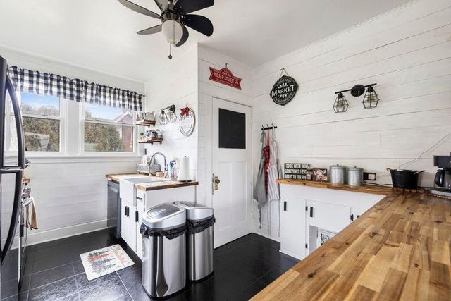 106 Franklin Court, La Porte, IN 46350