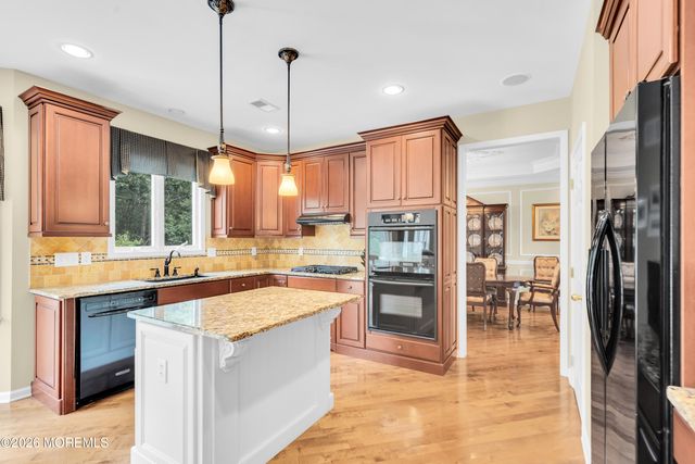 15 Lippincott Drive, Little Egg Harbor, NJ 08087