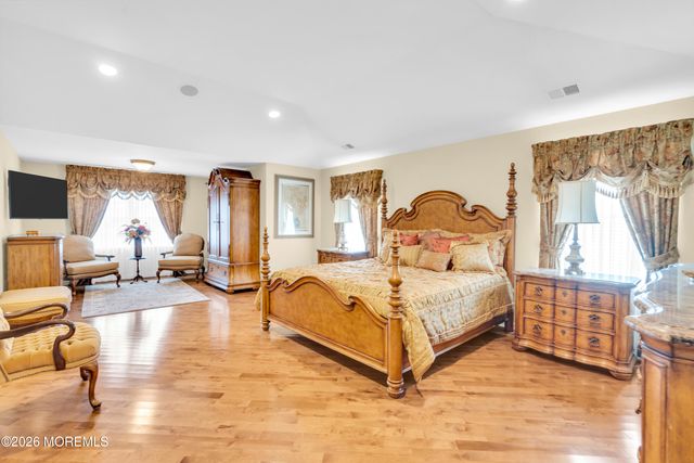 15 Lippincott Drive, Little Egg Harbor, NJ 08087