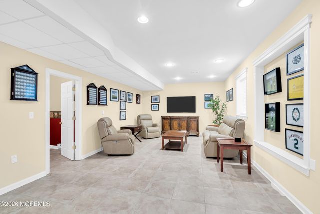 15 Lippincott Drive, Little Egg Harbor, NJ 08087