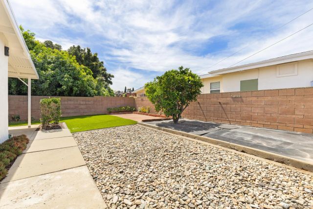 8851 Geraldine Ave, San Diego, CA 92123