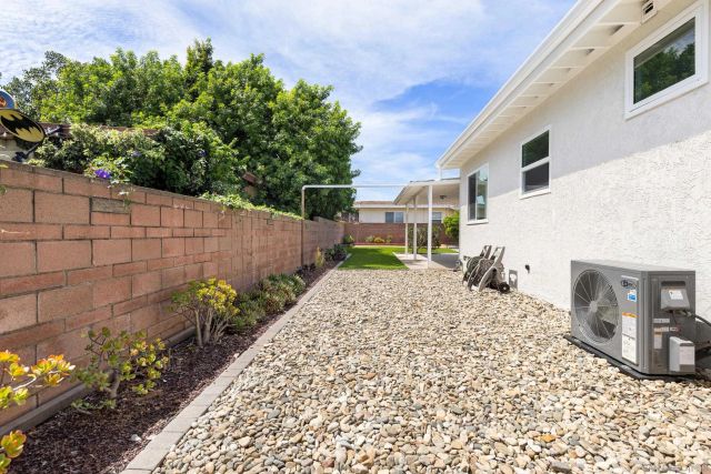 8851 Geraldine Ave, San Diego, CA 92123