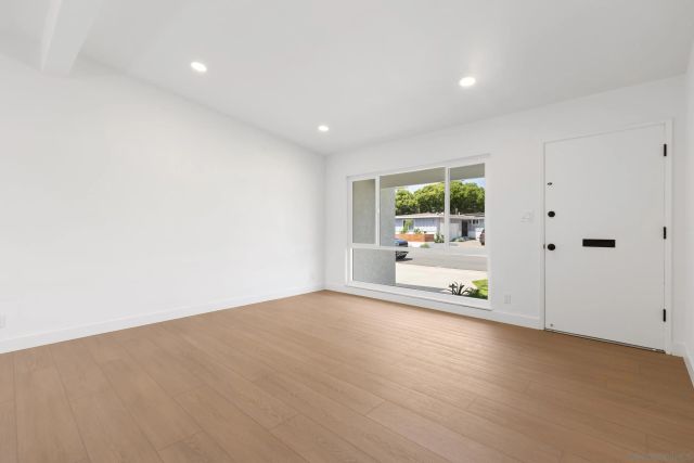 8851 Geraldine Ave, San Diego, CA 92123