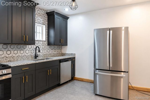 1261 Military Street, Detroit, MI 48209