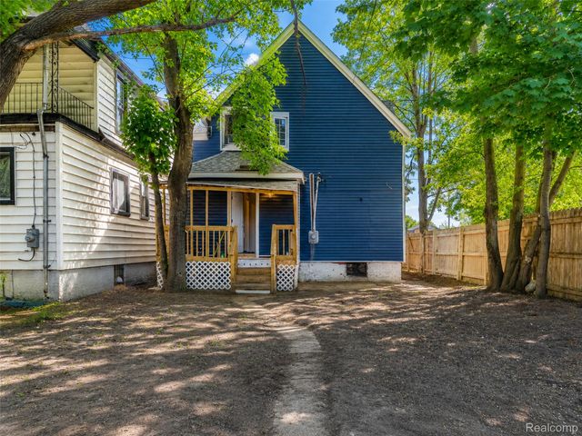 1261 Military Street, Detroit, MI 48209