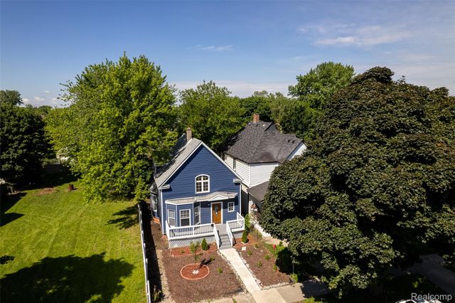 1261 Military Street, Detroit, MI 48209