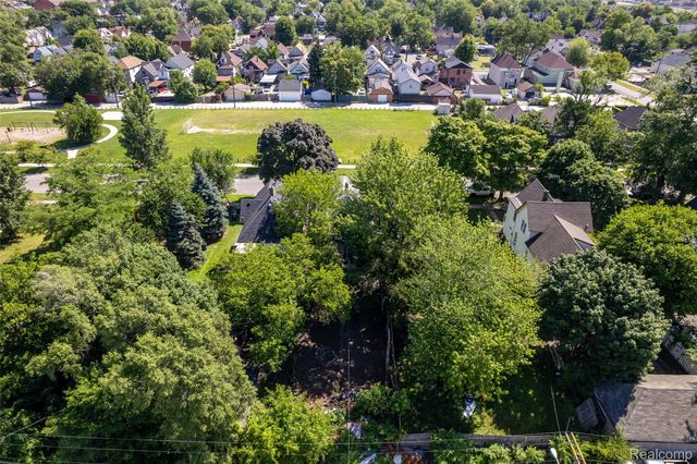 1261 Military Street, Detroit, MI 48209