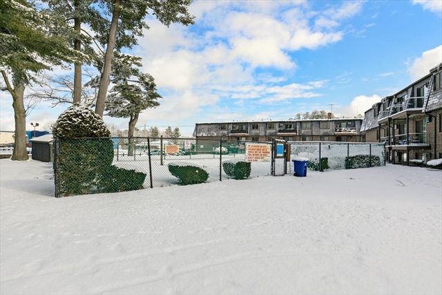 42 Main St 22, North Reading, MA 01864