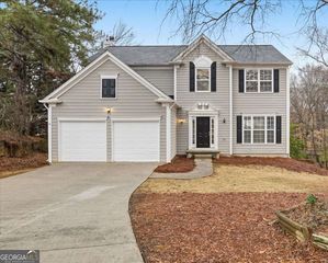 3855 Lake Burton Drive, Duluth, GA 30097