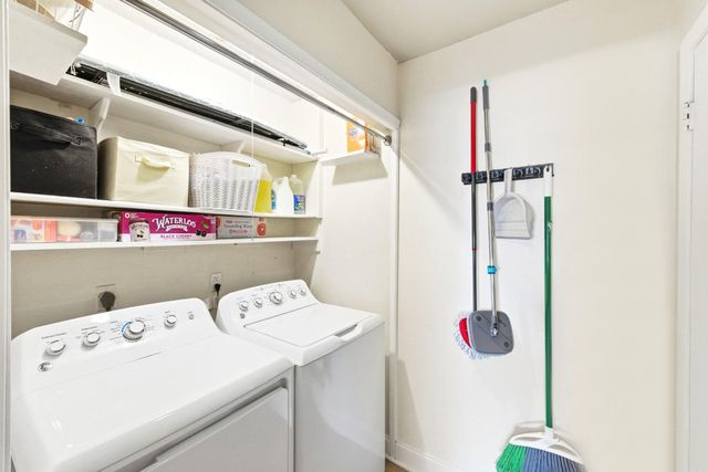 7210 Towering Oaks DR, Austin, TX 78745