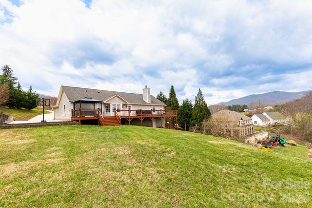 21 S Lindon Cove Road 3, Candler, NC 28715