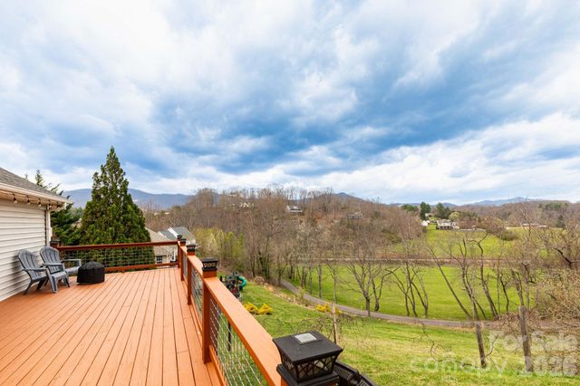 21 S Lindon Cove Road 3, Candler, NC 28715