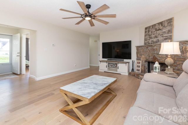 21 S Lindon Cove Road 3, Candler, NC 28715