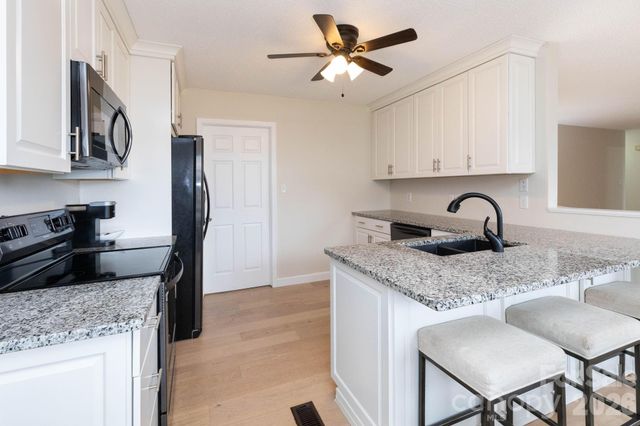 21 S Lindon Cove Road 3, Candler, NC 28715