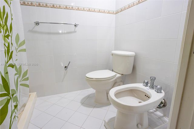 699 NW 134th Pl, Miami, FL 33182