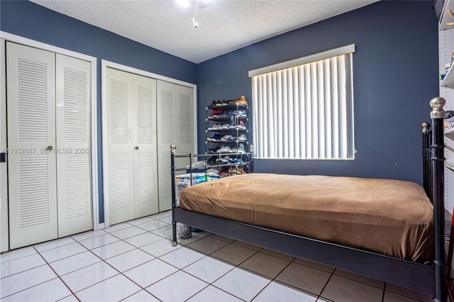 699 NW 134th Pl, Miami, FL 33182