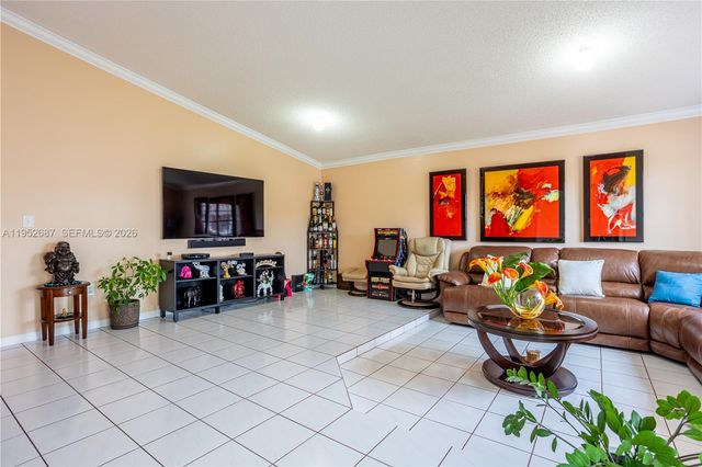 699 NW 134th Pl, Miami, FL 33182