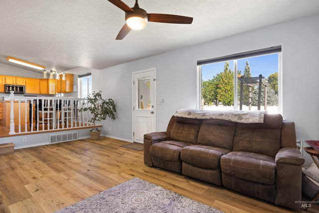 1313 Ashley Dr, Twin Falls, ID 83301