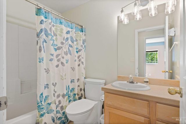 1313 Ashley Dr, Twin Falls, ID 83301