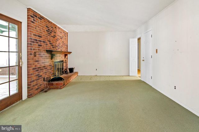 3005 MOORES RD, Baldwin, MD 21013