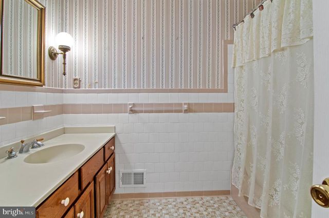 3005 MOORES RD, Baldwin, MD 21013