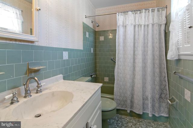 3005 MOORES RD, Baldwin, MD 21013