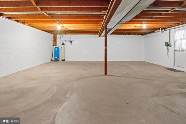 3005 MOORES RD, Baldwin, MD 21013