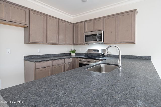 2224 S Kali Lane A, Greenville, NC 27834