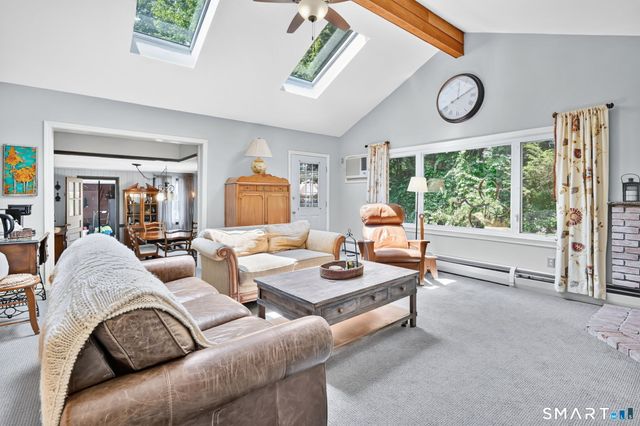36 Woodside Circle, Simsbury, CT 06070