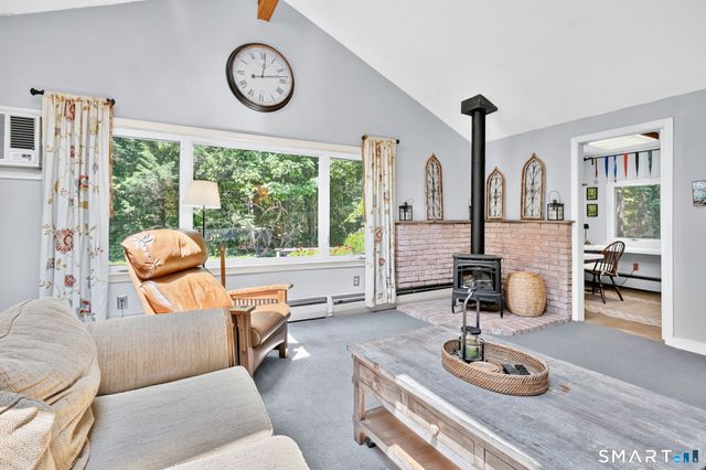36 Woodside Circle, Simsbury, CT 06070