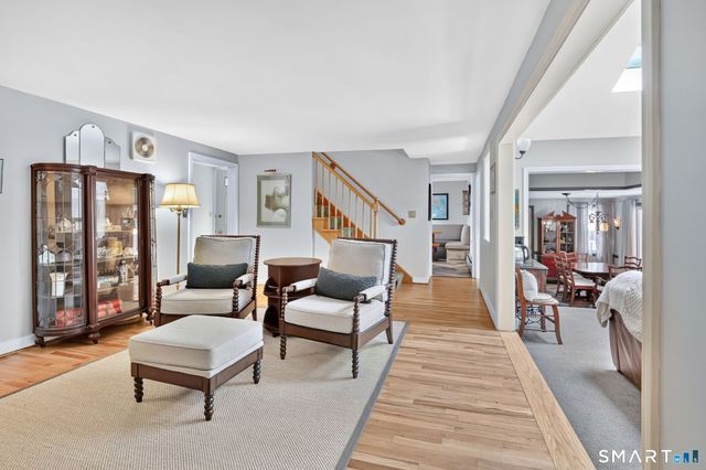 36 Woodside Circle, Simsbury, CT 06070