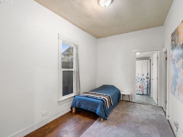 7028 N SAINT LOUIS Ave, Portland, OR 97203