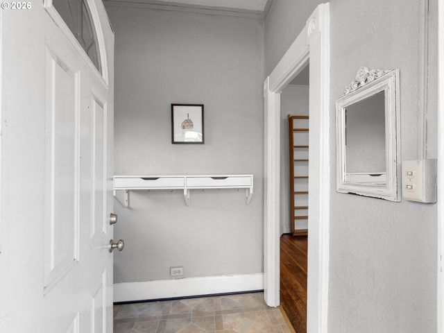 7028 N SAINT LOUIS Ave, Portland, OR 97203