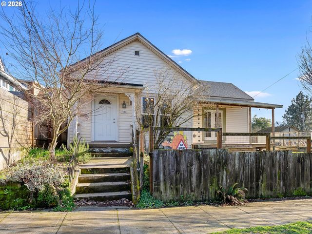 7028 N SAINT LOUIS Ave, Portland, OR 97203