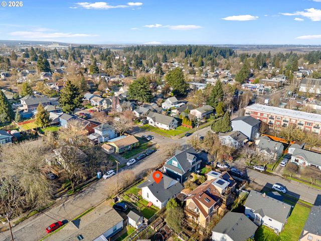 7028 N SAINT LOUIS Ave, Portland, OR 97203