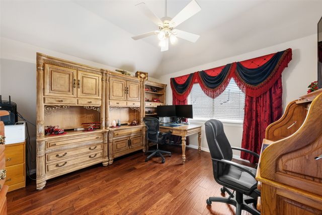 1301 Breamar Drive, Carrollton, TX 75007