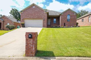 15 Concord Drive, Mayflower, AR 72106