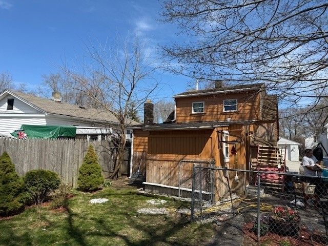 77 Huron Street, Warwick, RI 02889