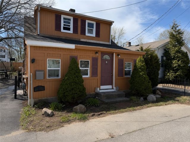 77 Huron Street, Warwick, RI 02889