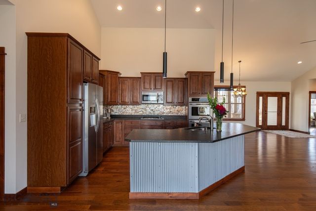 3361 S 29th Avenue, Bozeman, MT 59718