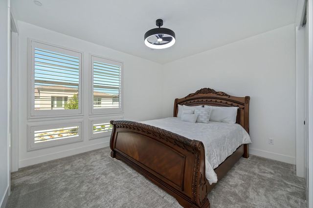 5085 Glacier Peak Dr, El Dorado Hills, CA 95762