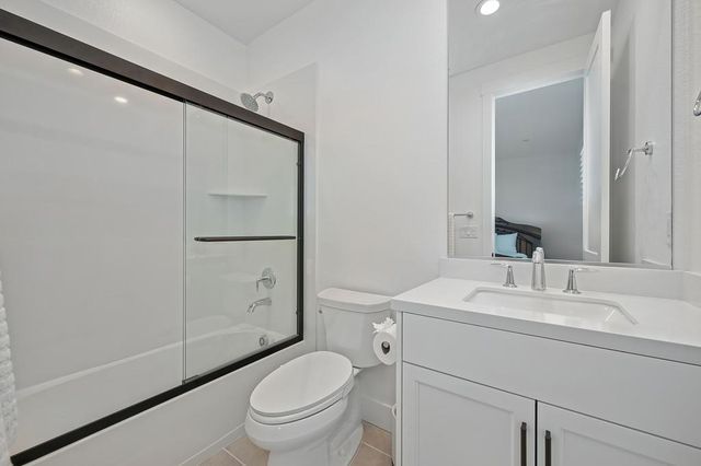 5085 Glacier Peak Dr, El Dorado Hills, CA 95762