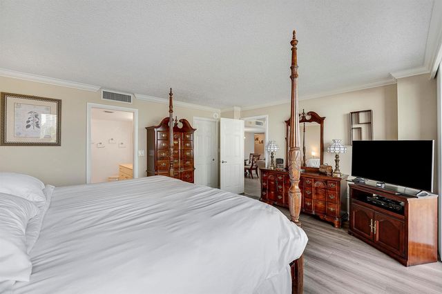4200 N Ocean Drive 2-306, Riviera Beach, FL 33404