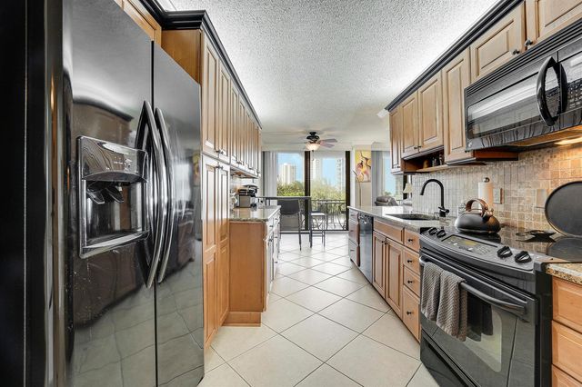 4200 N Ocean Drive 2-306, Riviera Beach, FL 33404
