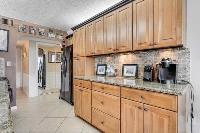 4200 N Ocean Drive 2-306, Riviera Beach, FL 33404